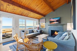 100 Hiawatha Road #1, Wellfleet, MA 02667