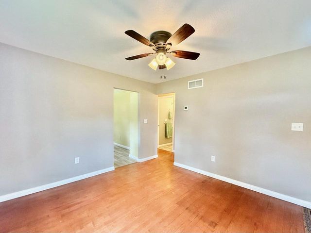 2002 S Harrison Avenue, Beloit, WI 53511