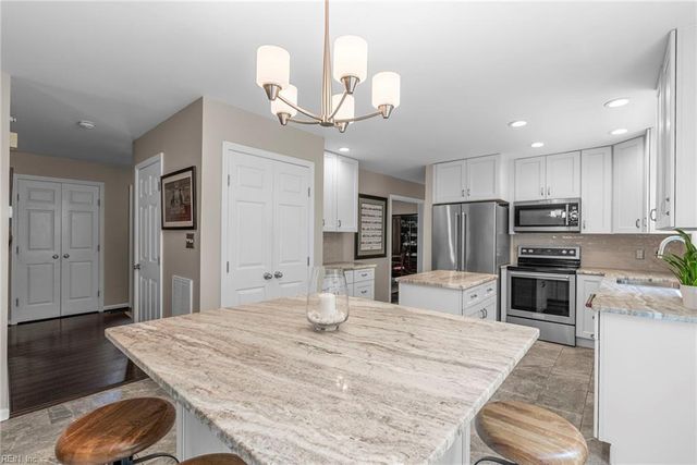 23 Somerset CT, Williamsburg, VA 23188