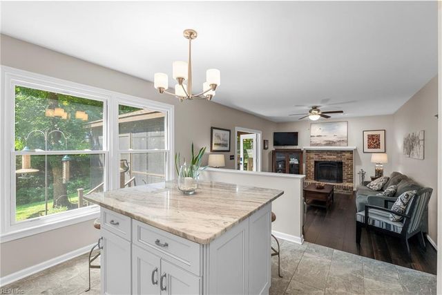 23 Somerset CT, Williamsburg, VA 23188