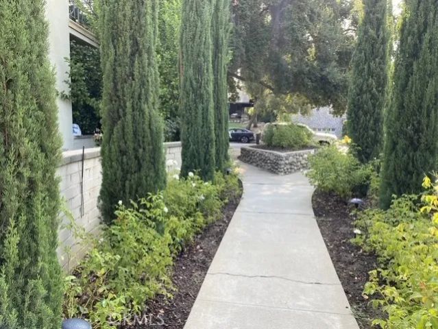 101 N Grand 2, Pasadena, CA 91103