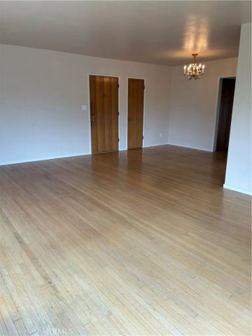 101 N Grand 2, Pasadena, CA 91103
