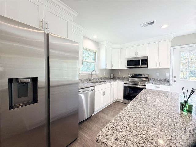 382 Arlington Lane, Commerce, GA 30529