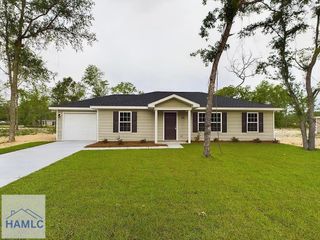 196 Pine Ridge Drive, Jesup, GA 31545