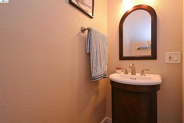 4408 Comanche Way, Pleasanton, CA 94588