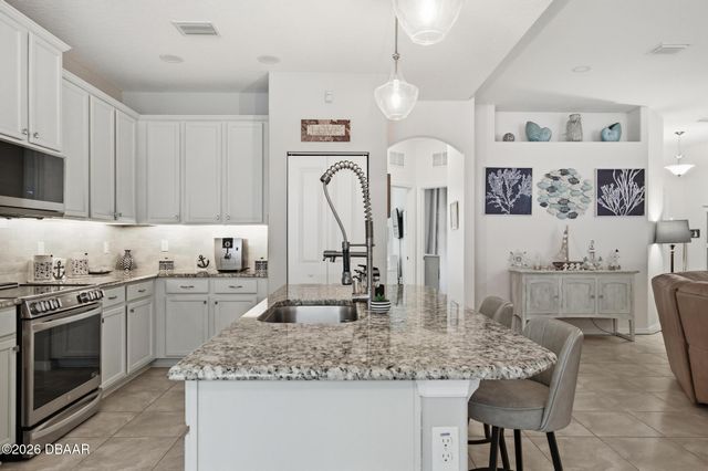 15 Pineapple Drive, Palm Coast, FL 32164