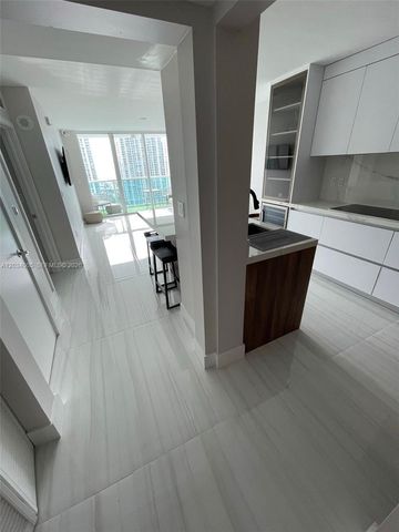 31 SE 5th Street 3103, Miami, FL 33131