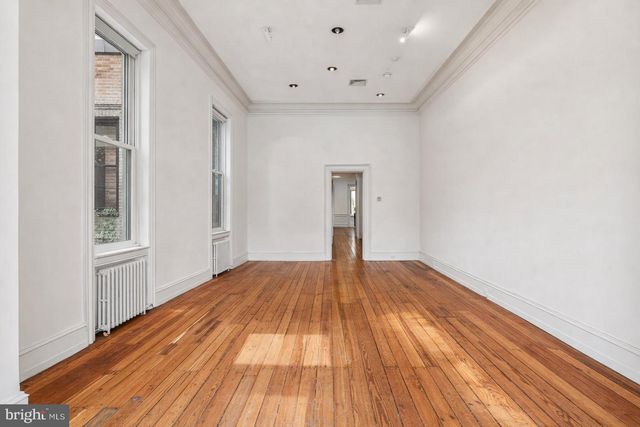 2106 SPRUCE ST, Philadelphia, PA 19103