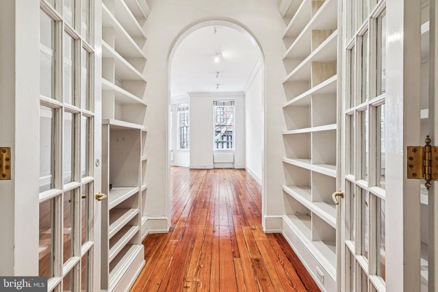 2106 SPRUCE ST, Philadelphia, PA 19103