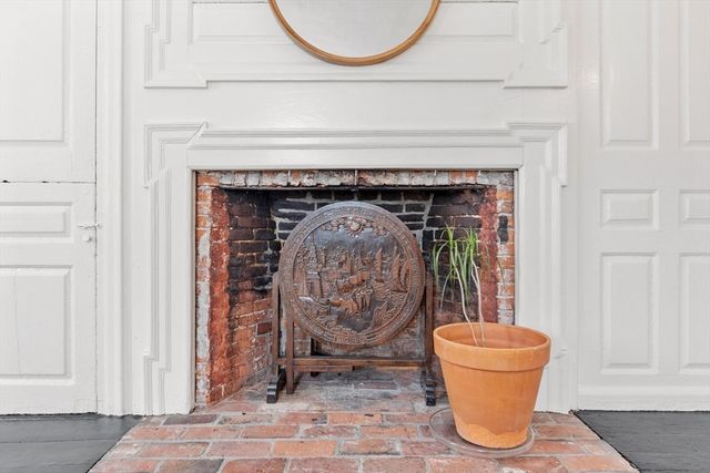5 Lowell St 5, Carlisle, MA 01741