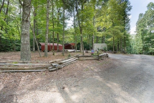 19 Ladybug Lane, Blue Ridge, GA 30513