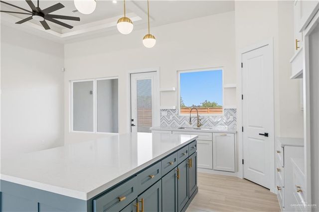 1912 Diplomat Drive, Edinburg, TX 78542