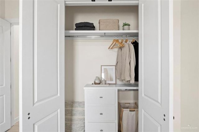 1912 Diplomat Drive, Edinburg, TX 78542