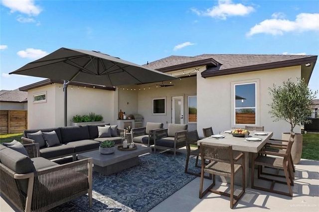 1912 Diplomat Drive, Edinburg, TX 78542