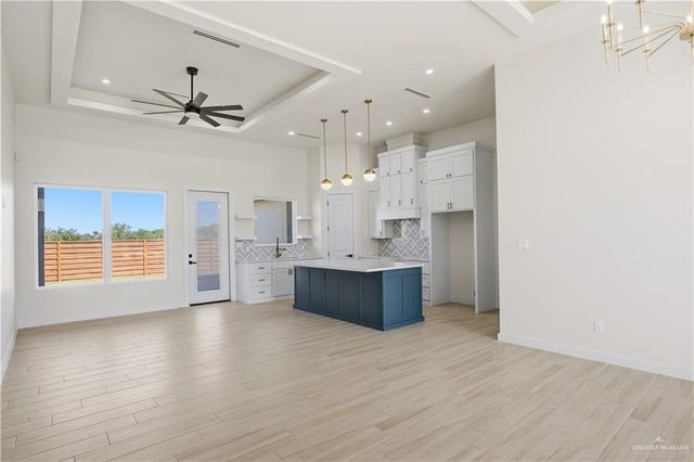 1912 Diplomat Drive, Edinburg, TX 78542