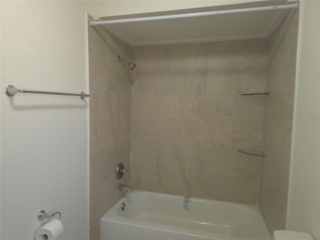 10410 N OJUS DRIVE, Tampa, FL 33617