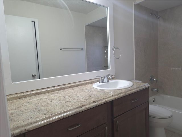 10410 N OJUS DRIVE, Tampa, FL 33617