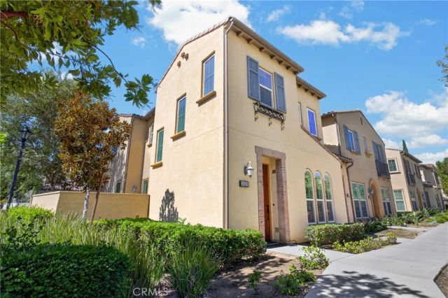 20329 Paseo Los Arcos, Porter Ranch, CA 91326