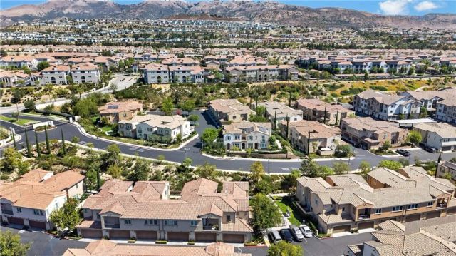20329 Paseo Los Arcos, Porter Ranch, CA 91326