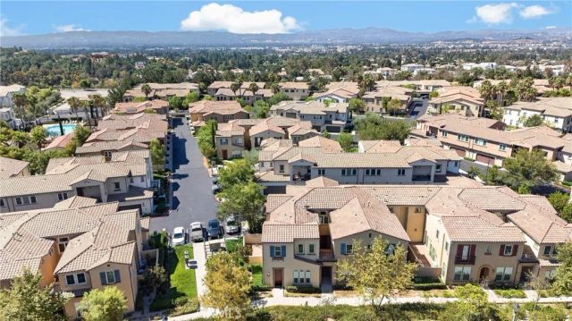 20329 Paseo Los Arcos, Porter Ranch, CA 91326