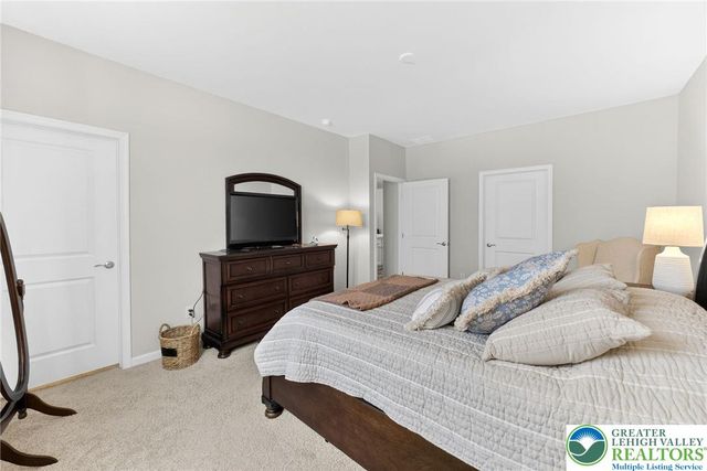 7903 Keystone Drive, Upper Macungie Twp, PA 18031