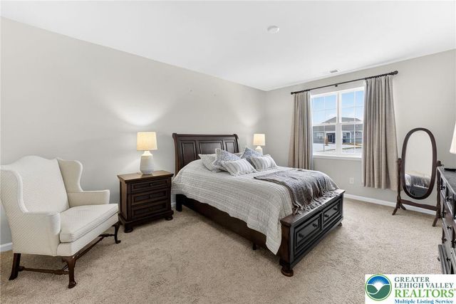 7903 Keystone Drive, Upper Macungie Twp, PA 18031