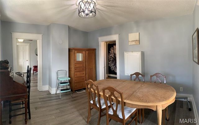 422 Stephen Avenue, Greenville, IL 62246