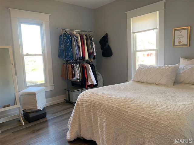 422 Stephen Avenue, Greenville, IL 62246