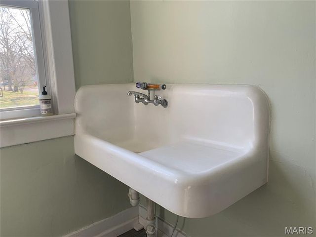 422 Stephen Avenue, Greenville, IL 62246