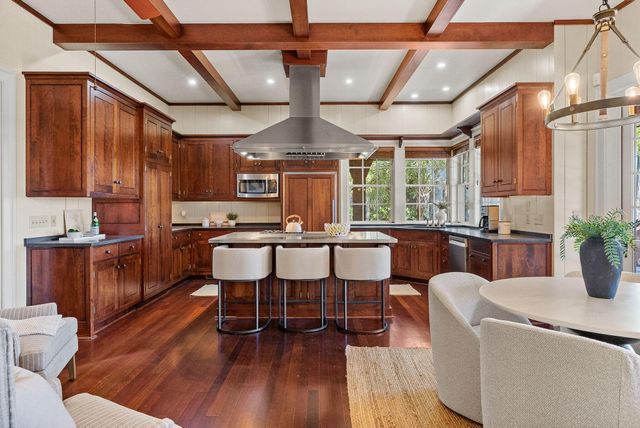 10 Summer Islands Lane, Kiawah Island, SC 29455