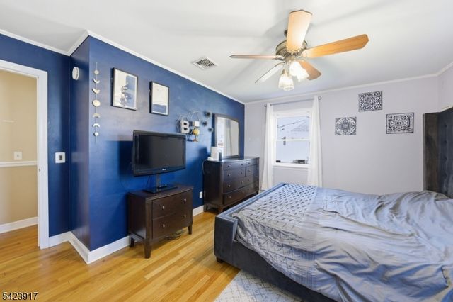 964 Crescent Dr, Rahway City, NJ 07065