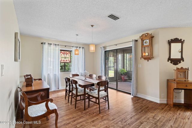 2147 Kings Cross Street, Titusville, FL 32796