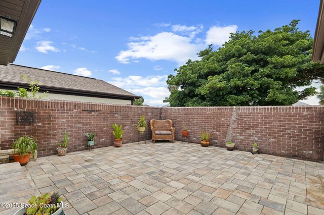 2147 Kings Cross Street, Titusville, FL 32796