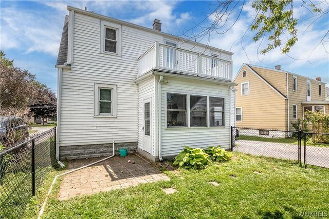 782 Beach Rd Road, Cheektowaga, NY 14225