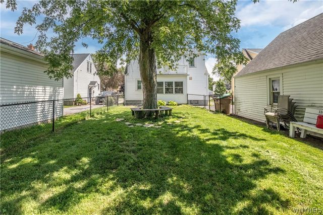 782 Beach Rd Road, Cheektowaga, NY 14225
