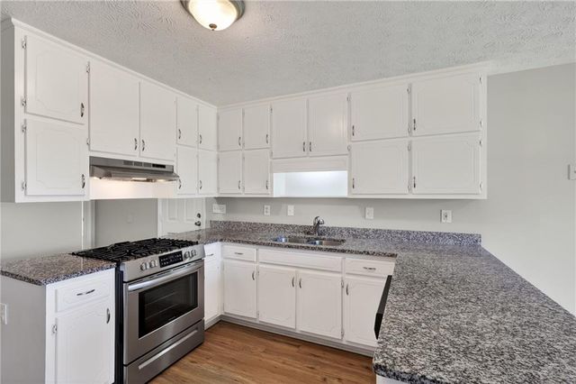 240 Ashley Trace Drive, Locust Grove, GA 30248