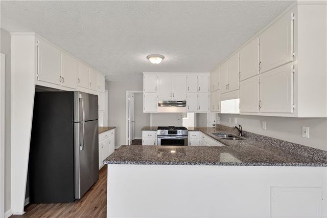 240 Ashley Trace Drive, Locust Grove, GA 30248