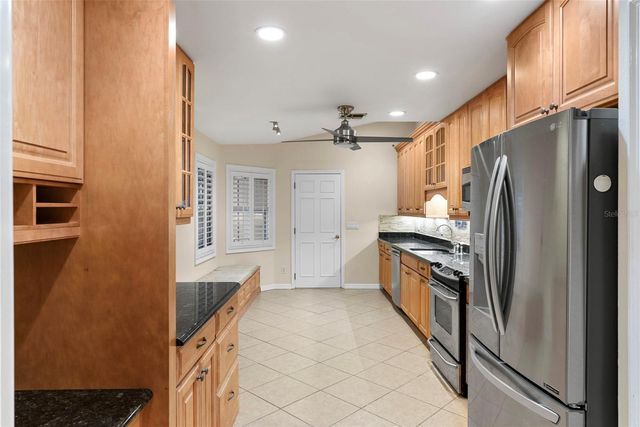 618 MAPLE OAK CIRCLE 108, Altamonte Springs, FL 32701