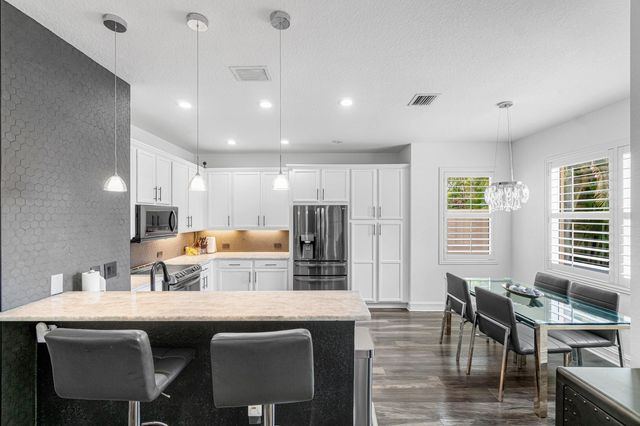 8300 Calabria Lakes Drive, Boynton Beach, FL 33473