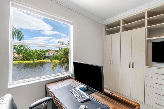 8300 Calabria Lakes Drive, Boynton Beach, FL 33473