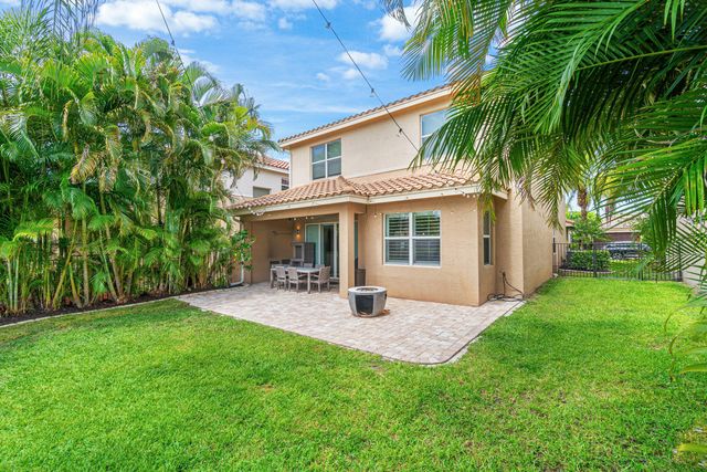 8300 Calabria Lakes Drive, Boynton Beach, FL 33473