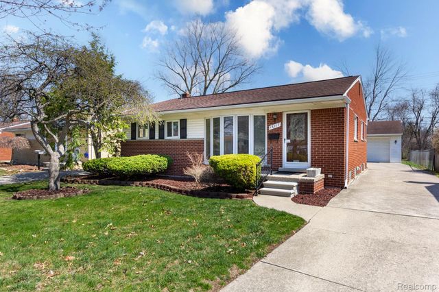 16717 Windermere Circle, Southgate, MI 48195