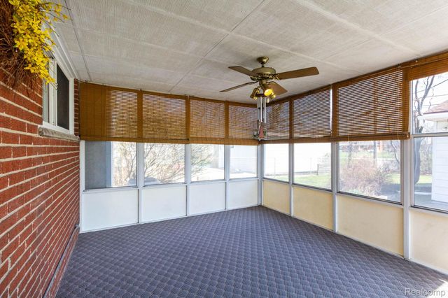 16717 Windermere Circle, Southgate, MI 48195