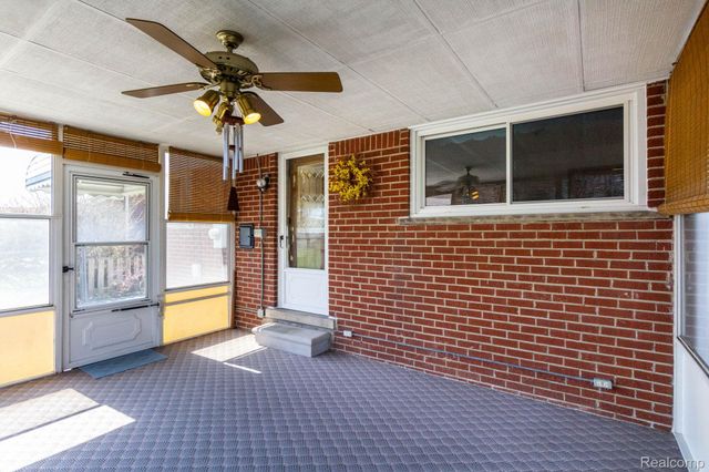 16717 Windermere Circle, Southgate, MI 48195