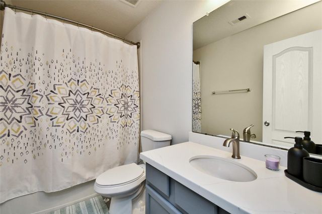 22 Wood Drake Place, Tomball, TX 77375