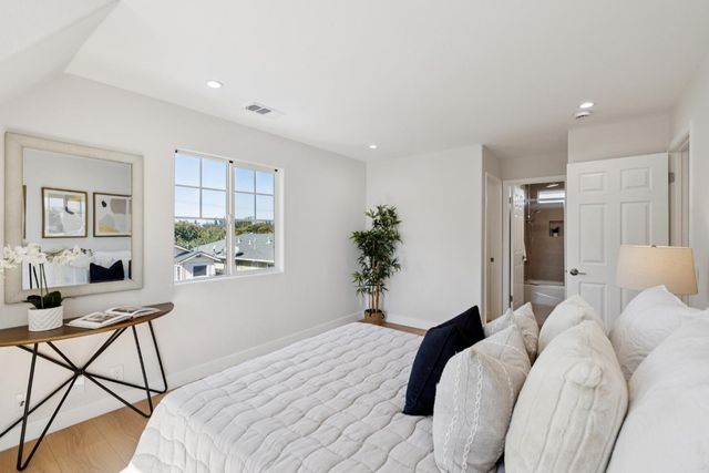 989 Civic Center Drive, Santa Clara, CA 95050