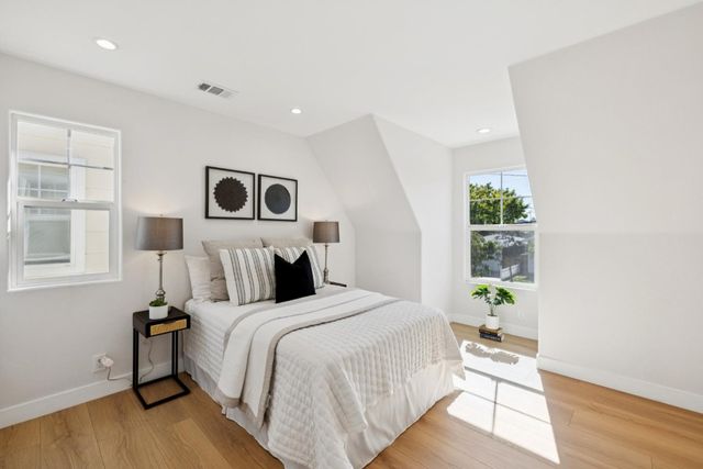 989 Civic Center Drive, Santa Clara, CA 95050