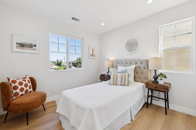 989 Civic Center Drive, Santa Clara, CA 95050