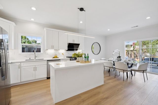 989 Civic Center Drive, Santa Clara, CA 95050