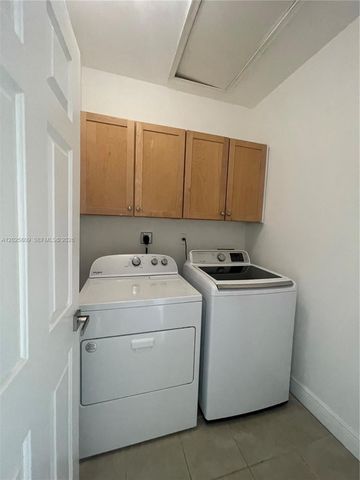 3458 NW 17th Ter 3458, Oakland Park, FL 33309